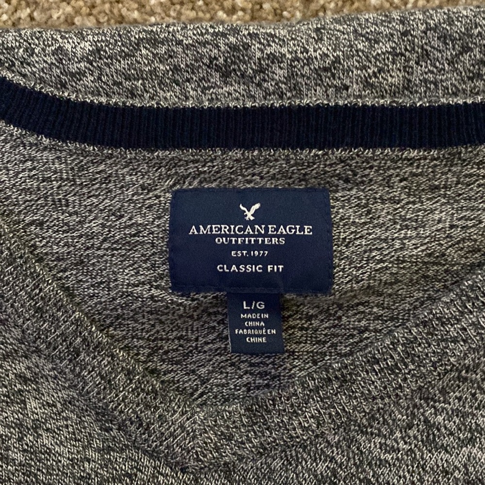 American Eagle Grey Sweater - Picture 1 of 5